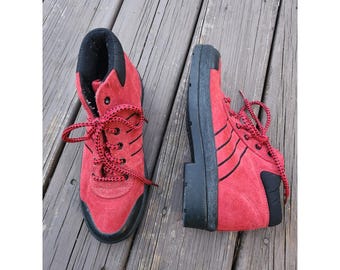 Vintage 90s y2k Aerosoles Botki do Kostki Czerwone Zamszowe Paski Platforma Sznurowane 7.5 B