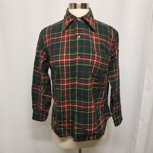 Vintage 80s Retro Pendleton Knockabouts Christmas Plaid Button Down Heavy Shirt Light Jacket Shacket Red Green Yellow Gold White Holiday