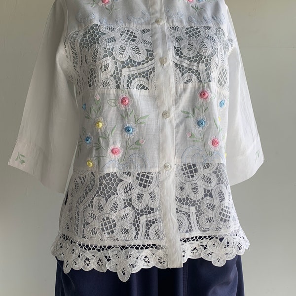 Rare Find 90s Delicate Cutwork Embroidery Linen Blouse Shirt in White/Oriental Eastern Style Wedding Wear/Summer Occassion Event Wear/Size S