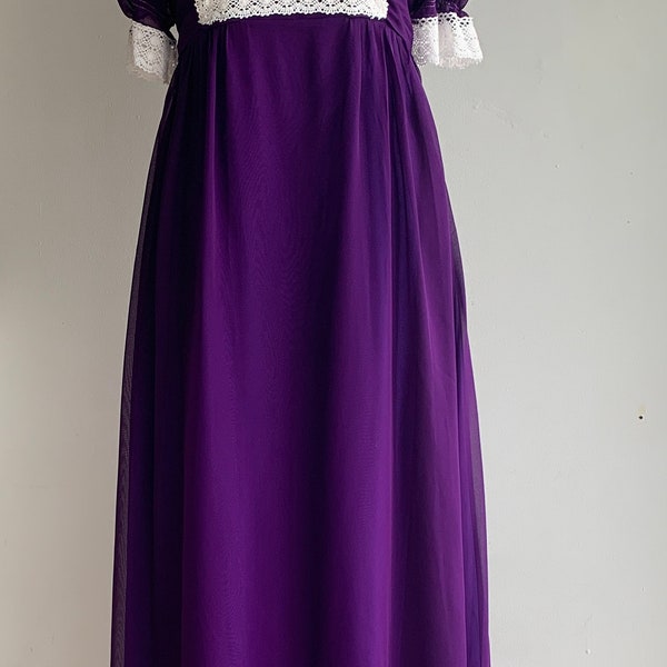 Rare Find 60s 70s Maxi Dress Hostess Gown Evening Dress in Indigo Dark Royal Purple & White Lace Embellishment/Occasion Event Dress/Size S-M