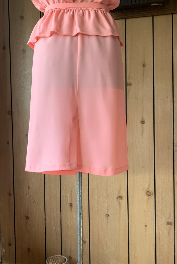 70s Peplum Dress in Light Coral/Cap Sleeves Dress… - image 5