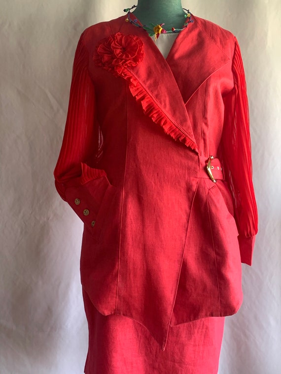 Gorgeous 80s Linen 2 Piece Skirt Suit in Bight Red