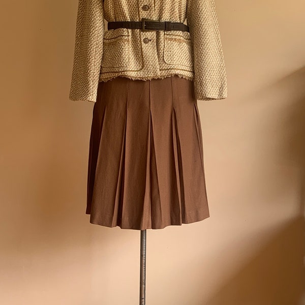 90er Jahre Ausgefranste Kante Tweed Jacke Mantel Blazer Top in Weiß Beige Braun mit Paspel Detail Made in Japan/Office Lady Basic Pendler Wear /Größe M-L