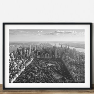 Vista aerea del Central Park a New York fotografia di viaggio in bianco e nero. Arte della parete stampabile. Pronto per la stampa per qualsiasi rapporto.