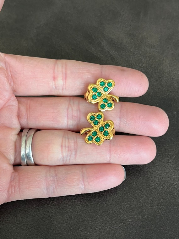 Vintage Avon Shamrock Clip on Earrings - image 1