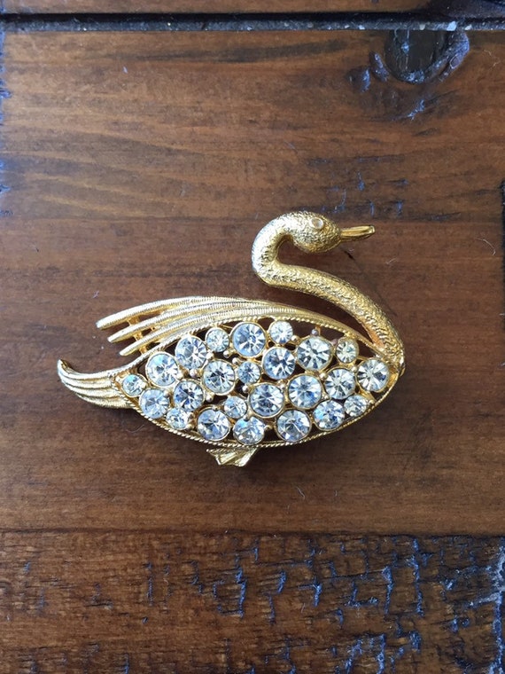 Vintage Swan Brooch Pin - image 2