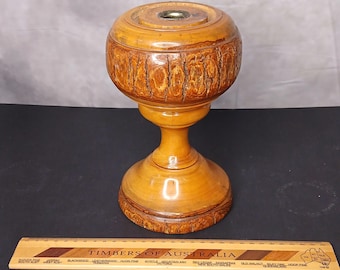 Vintage Australische kandelaar van gedraaid hout – boom uit het midden van de eeuw / accent schors