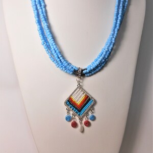 Beaded 22&quot; necklace with pendant
