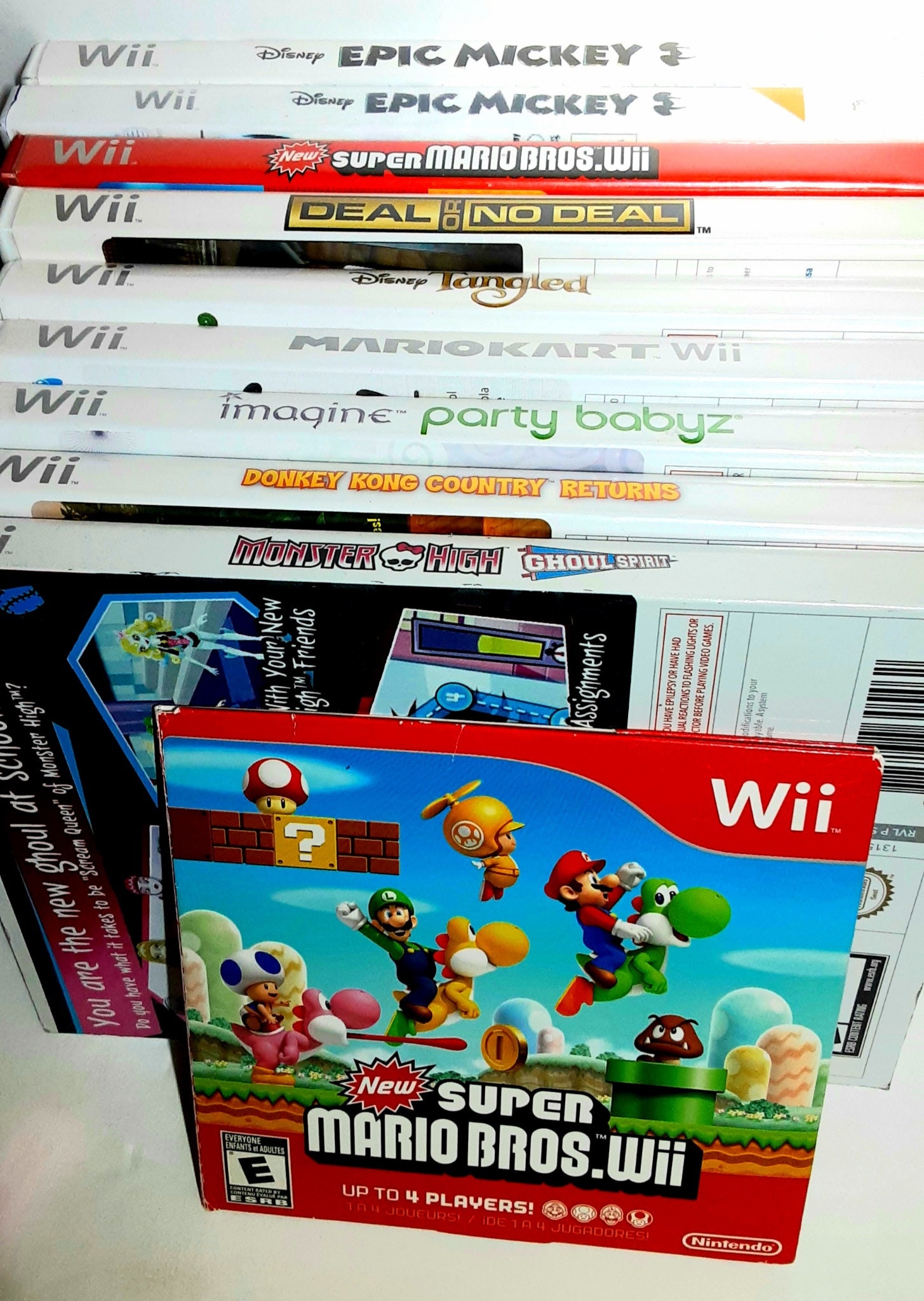 Super Smash Bros. Brawl / Super Mario Galaxy Wii Games Lot Free