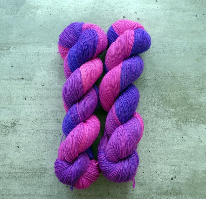 Handdyed 8020 corriedalenylon fingering weight yarn Grape Fizz