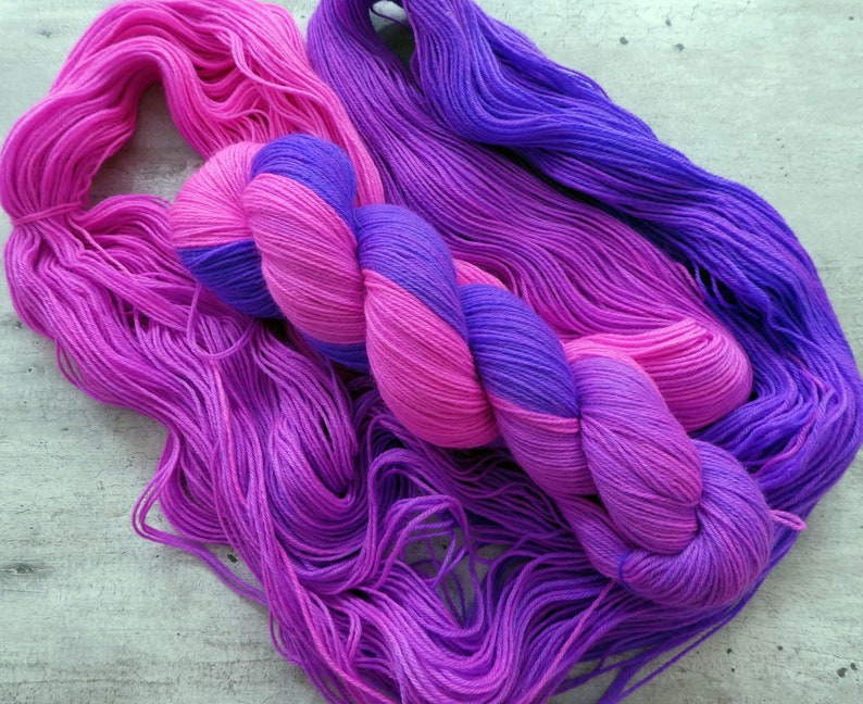 Handdyed 8020 corriedalenylon fingering weight yarn Grape Fizz