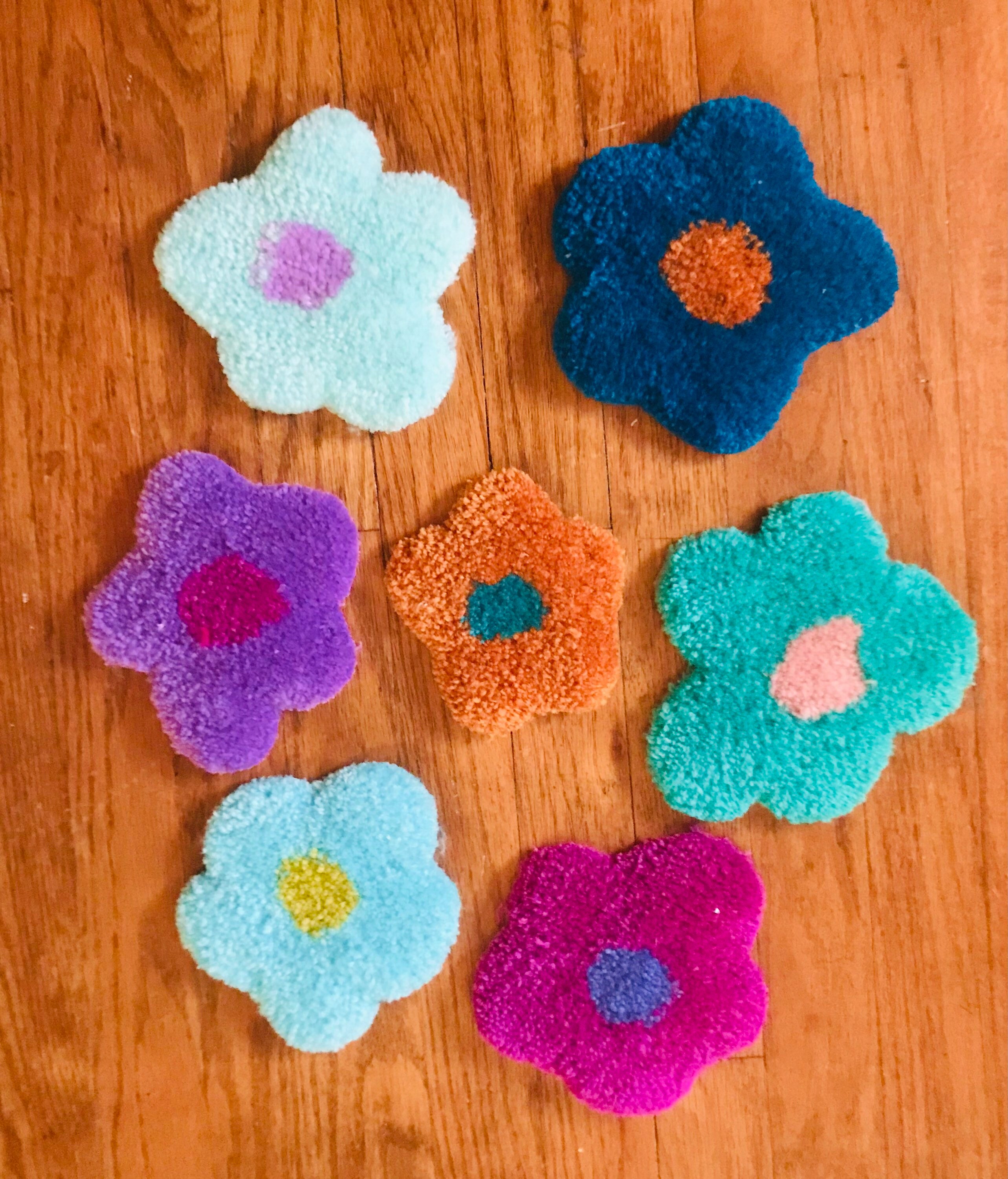 Daisy Rug Handmade Tufted Rug Tufted Wall Hanging Flower Etsy