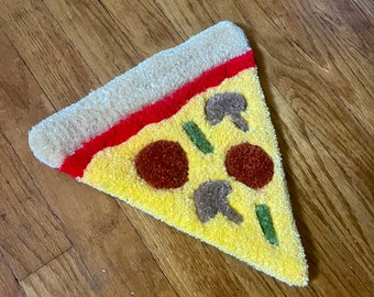 Tufted Pizza Wall Hanging, Pizza Rug, Pizza Wall Art