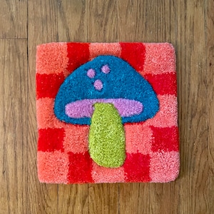 Mushroom Rug, Mushroom Wall Hanging, Tufted Mushroom Rug, Tufted Wall Hanging, Checkered Rug