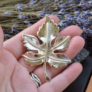 Vintage Maple Leaf Brooch: Light Gold Woodland Jewelry, Chunky brooch pin