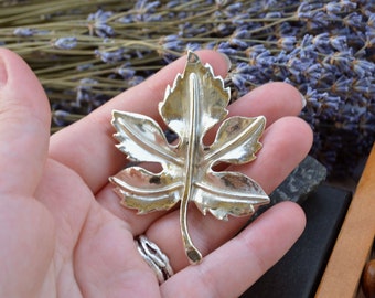 Vintage Maple Leaf Brooch: Light Gold Woodland Jewelry, Chunky brooch pin