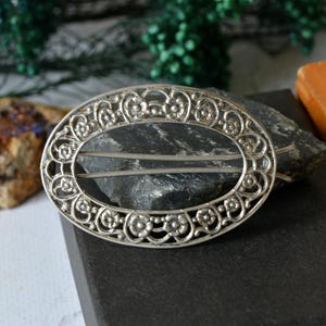 Vintage Floral Hair Clip: Silver Tone Ornate Barrette, Antique Style Hair Accessory
