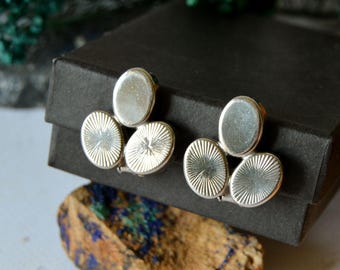 Vintage Chunky Clip On Earrings: Silver Tone Geometric Non Pierced Earrings