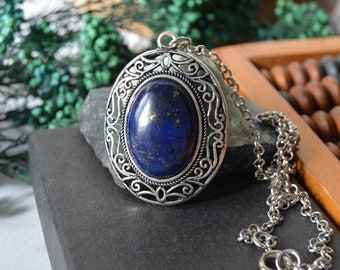 Vintage cameo pendant with lapiz lazuli cabochon, Silver tone ornate pendant gemstone