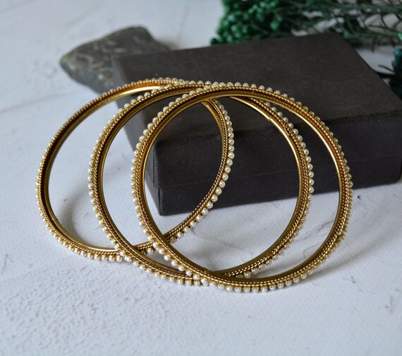 Vintage tiny pearls bangles, Stack bracelets set … - image 6