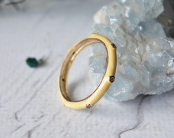 Vintage Enamel Band Ring, Minimalist Retro Stacking Ring SIze 8 US