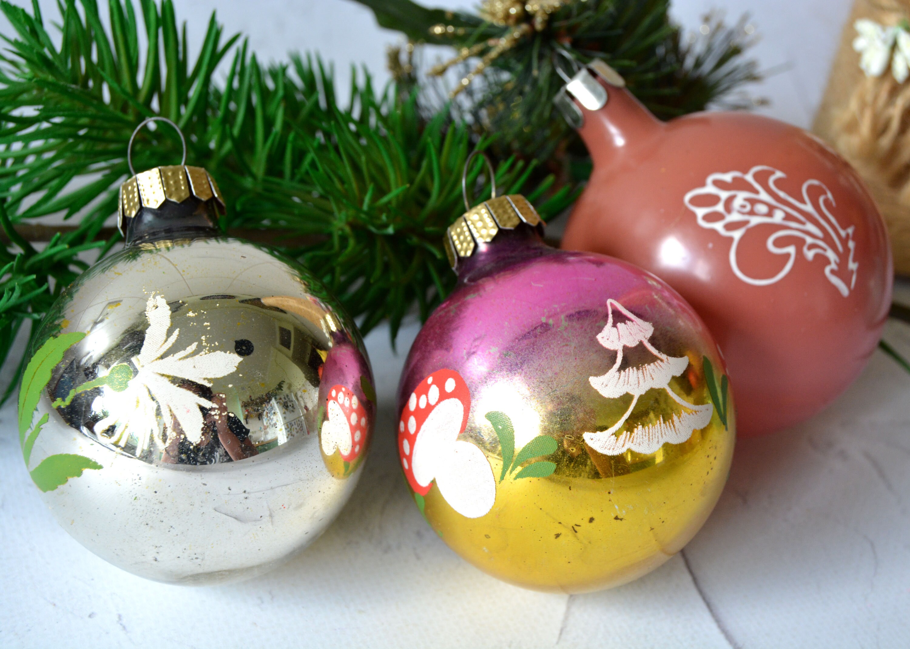 Vintage Christbaumkugeln Ornamente 3er Set, Glas Christbaumschmuck, Vintage Waldkugeln mit handgemalten Bildern, Weihnachtsdekoration