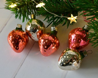 Vintage Strawberry Glass Christmas Ornaments: 1970s Set