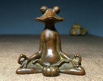 Pure Purple copper sitting meditation frog sculpture/ household incense aromatherapy burner