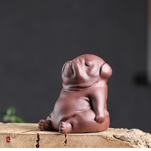 China Yixing Purple Clay Tea Pets Statue Prosperous dog Decorations /  Personality Home Office Decoration