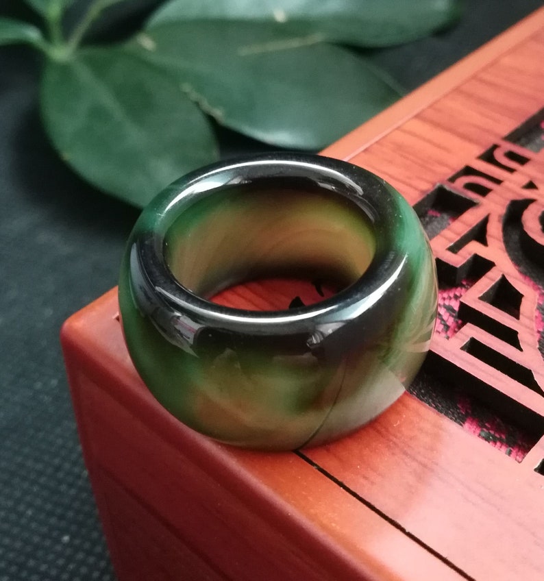 14mmNatural jadeite Carved Ring \u3010 US 8-9\u3011 L948