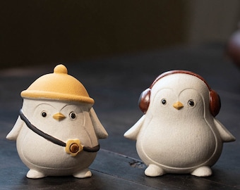 Purely handmade Yixing purple sand   penguin tea pet ornaments/home and office personality and creative ornaments