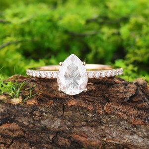 Tropfenförmiger Moissanit Rosegold Verlobungsring: Diamant Brautring