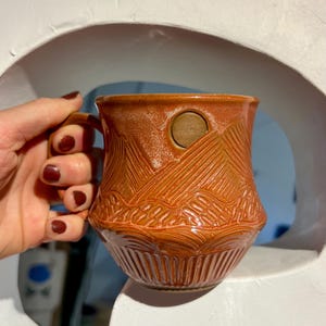 Handgjord bergssol och förmörkelse keramikmugg - 473 ml