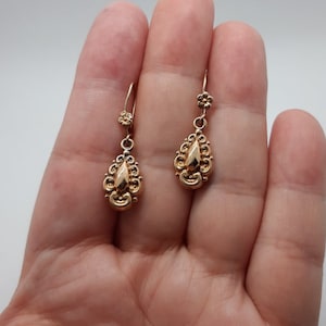 Exquisite Antique Victorian Edwardian 9ct Yellow Gold Dangle Faceted Ornate Earrings 2.8 cm Long Please Read Description