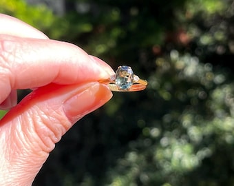 Natural Green Tourmaline & Diamond 9k Yellow Gold Ring - Size 53/6.25