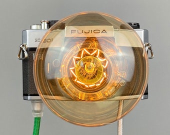 Vintage Kameralampe - einzigartiges Geschenk - 1980er Jahre Japan Fujica ST801 SLR