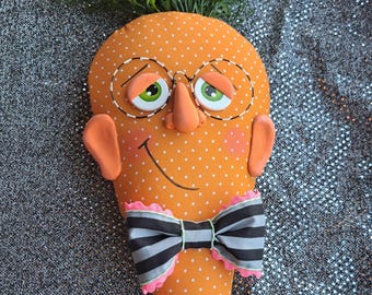 Handmade Carrot Easter Attachment: Whimsical Spring Decor