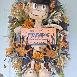 Mummy wreath, mummy attachment, spider wreath, scary wreath, scary Halloween decor, mummy, skeleton wreath, Halloween door swag, mummy, Fall