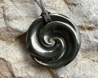 Maori pendant Sea wave hook pendant Australian Black green nephrite jade pendant greenstone round hook necklace handmade Jewelry man gift