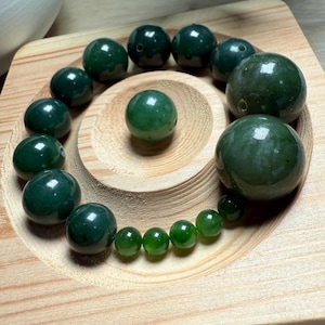 JADE NEPHRITE Loos beads , 4 mm, 6 mm ,8 mm ,20mm beads; natural; Ideal for creative hobbies, DIY semi-precious stones green jade round bead