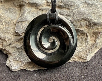 Maori pendant Sea wave hook pendant Australian Black green nephrite jade pendant greenstone round hook necklace handmade Jewelry man gift