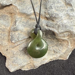 Twist Natural GREEN Nephrite jade Greenstone Canadian jade Maori style pendant necklace Pounamu NZ jasper Hook