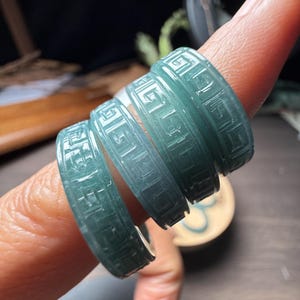 Bague en jade sculpté vintage, jadéite bleue naturelle, bague plate en jade de catégorie A, bague personnalisée pour pouce, jade du Guatemala, cadeau de bijoux d&#39;anniversaire