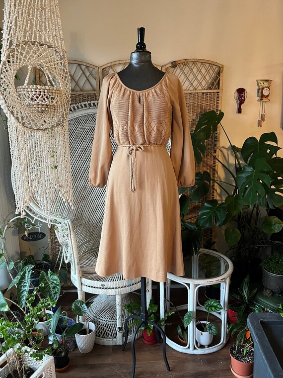 Gorgeous 1970’s Beige Day Dress // Size 6 - 8 - image 1