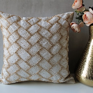 White Gold Beads Throw Pillow Luxury Contemporary Modern Toss Pillow Hand Embroidered Embellished Custom Accent Personalised Pillow 215 Etsy UK