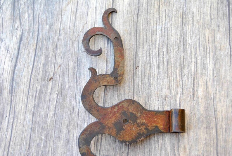 Vtg iron handmade french german gothic gate door hinges ornate rusty 7.7/"x3.5/"
