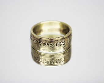 lovely 20th anniversary or birthday present. Hong Kong 20 cent gold plated adjustable ring