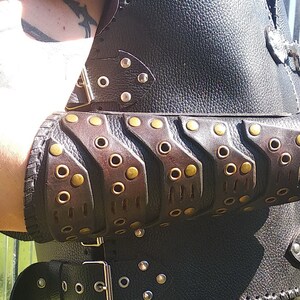 Archery Bracer, Armguard, Steampunk Bracer, Leather Armguard, Leather Wristband, Leather Bracelet. Bracer in post-apocalyptic style.