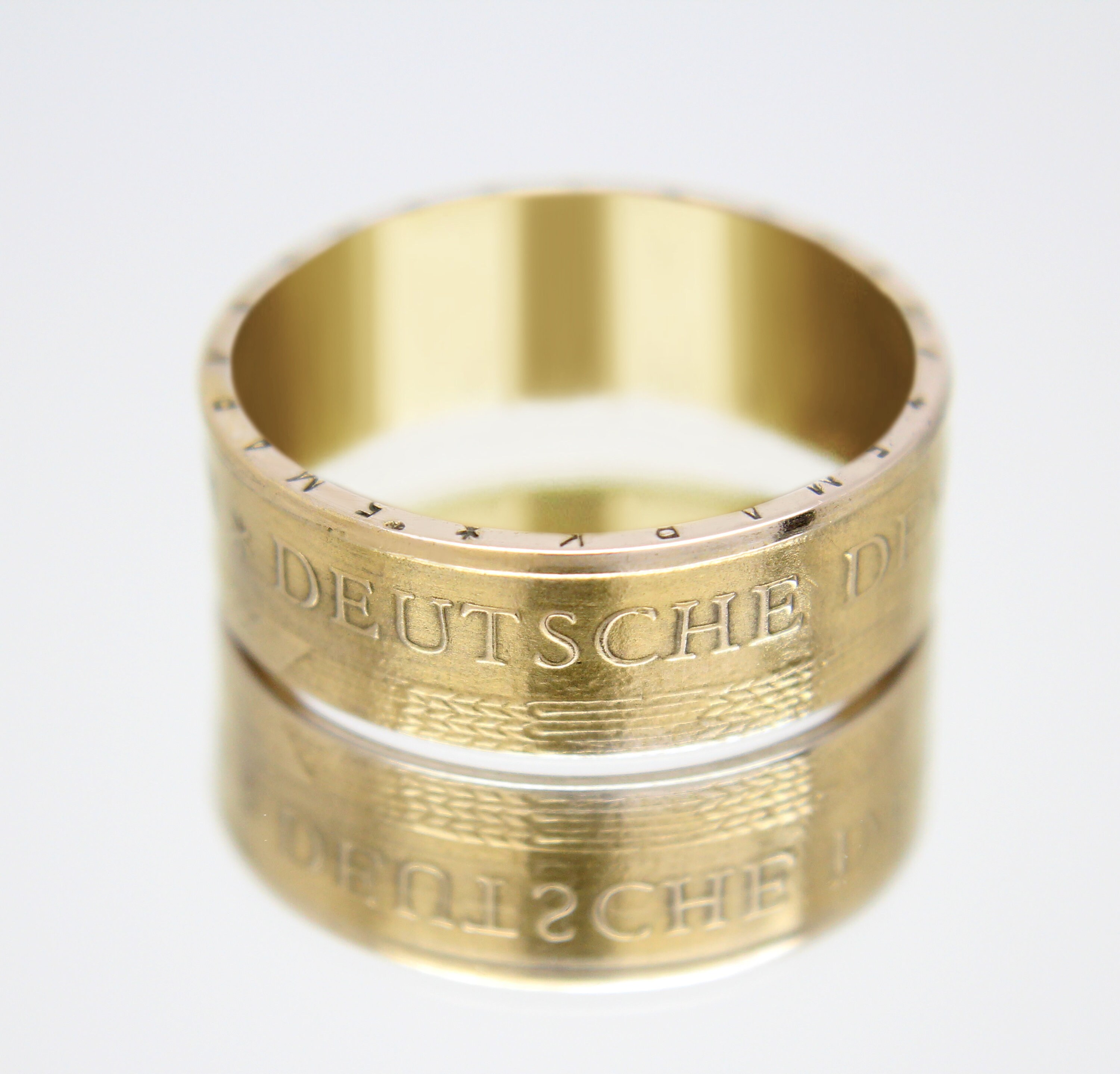 Iconic Elevated Coin 21k Gold Ring – Andaaz Jewelers