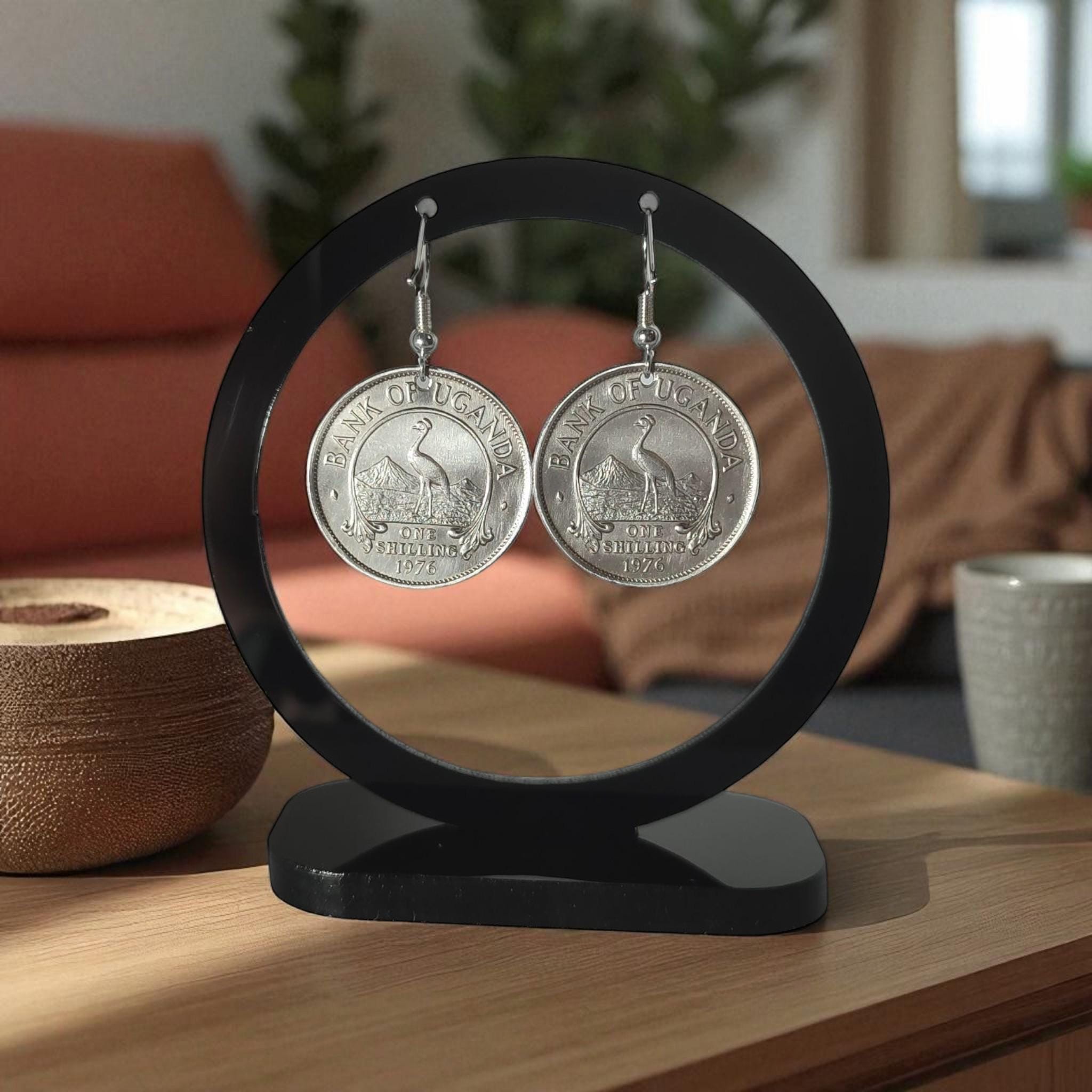 ウガンダのコインギフトイヤリング、ウガンダのコインファッションイヤリング、ウガンダのコインイヤリングペア、ウガンダのコインダングルイヤリング、ウガンダの コインアートイヤリング - Etsy 日本